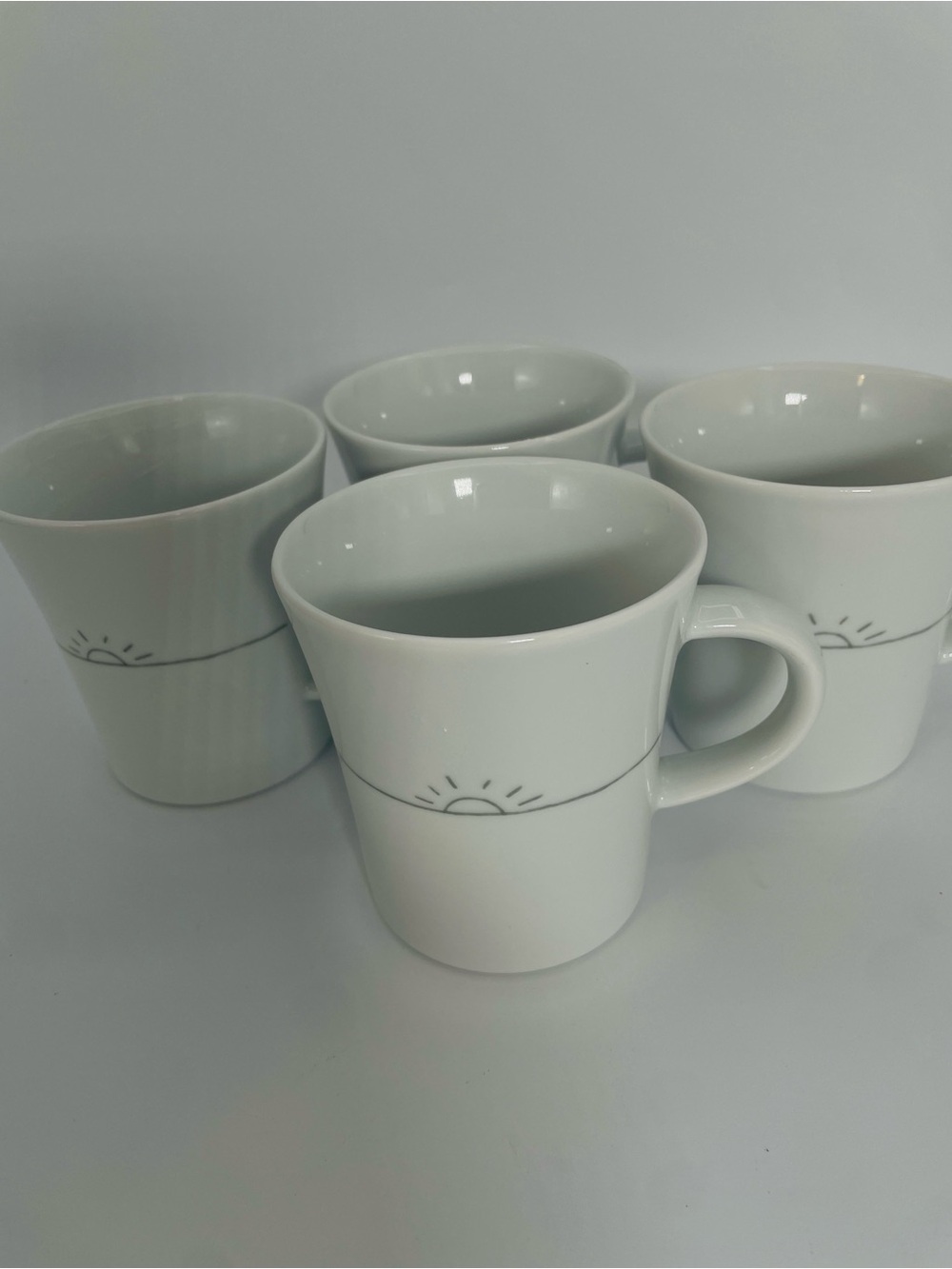 Crate & Barrel Kahla Germany White Porcelain Sunrise Coffee Mugs Set of 4